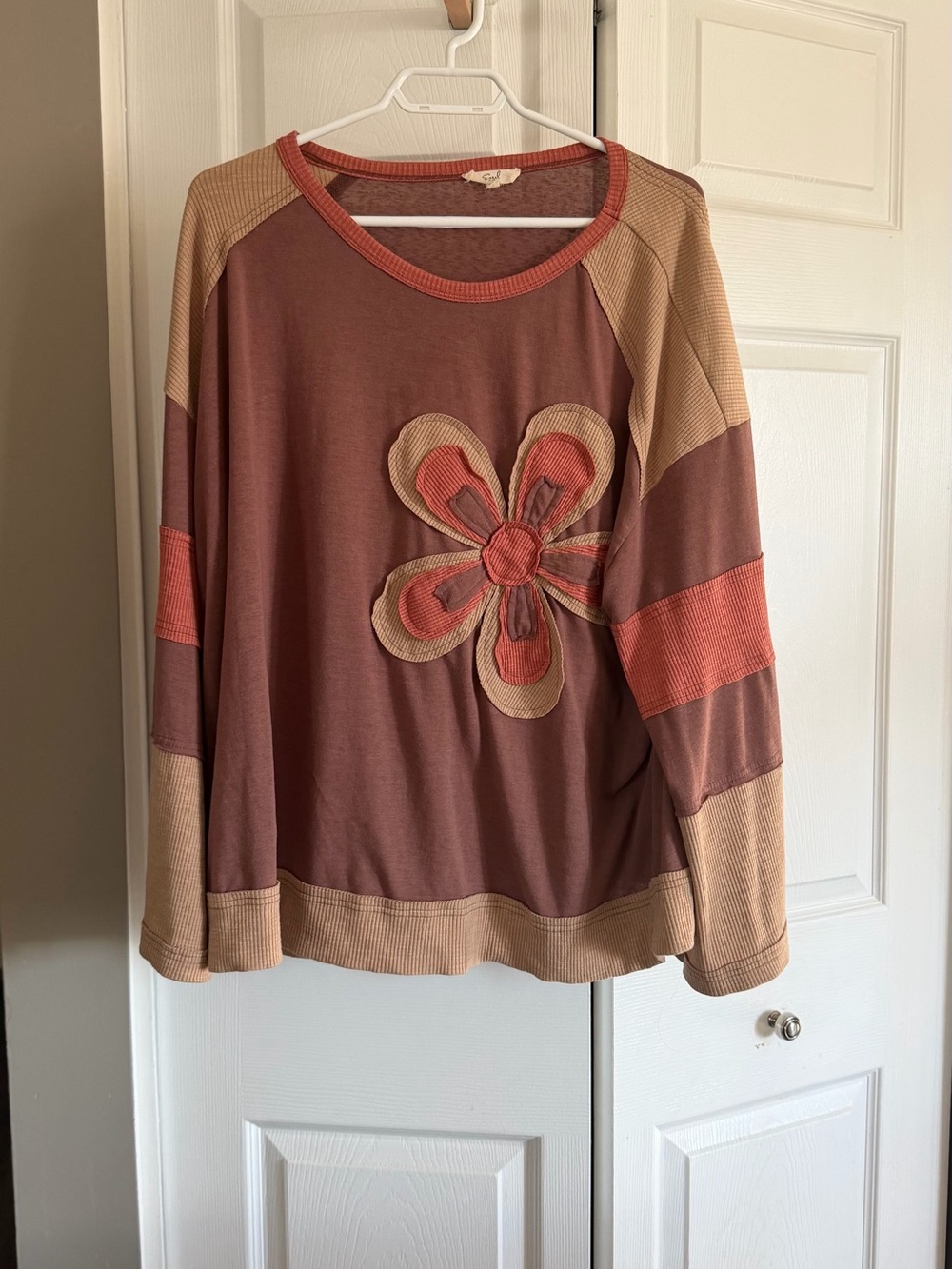 easel Mauve, Tan & Rust Floral Patchwork Sweatshirt